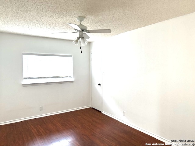 Image 16 of 31 For 8422 Park Olympia