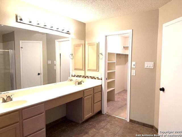 Image 24 of 31 For 8422 Park Olympia