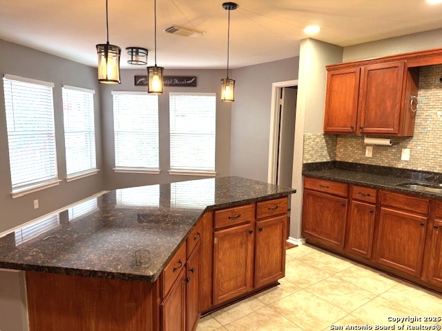 Image 7 of 31 For 8422 Park Olympia