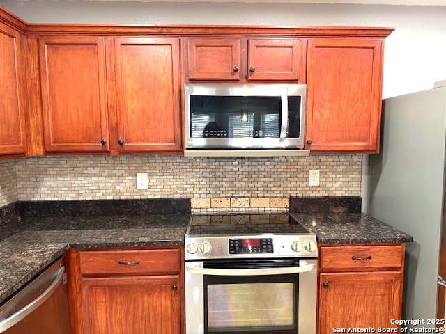 Image 9 of 31 For 8422 Park Olympia