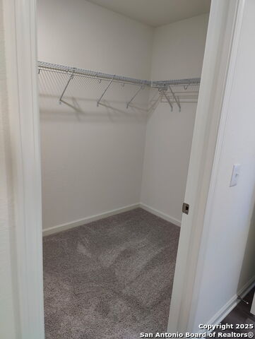 Image 19 of 33 For 5475 Bluebell Mdw