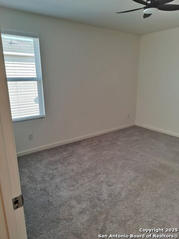 Image 21 of 33 For 5475 Bluebell Mdw