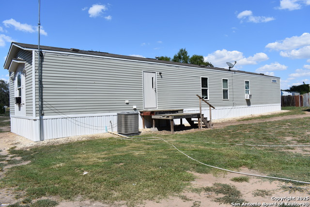 Image 17 of 20 For 934 Cr 7711  