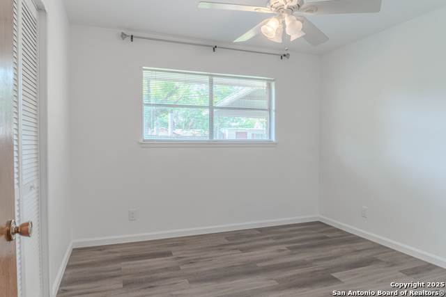 Listing photo id 18 for 210 Downshire