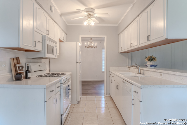 Listing photo id 4 for 210 Downshire