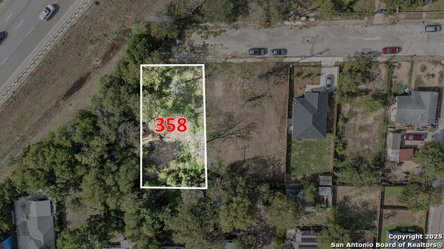 Listing photo id 6 for 503 Bundy  