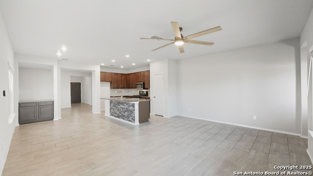 Image 20 of 48 For 534 Candor Stone