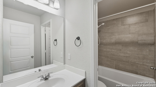 Image 32 of 48 For 534 Candor Stone