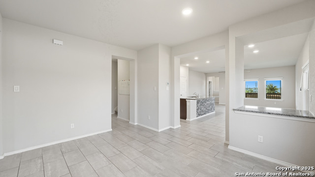 Image 9 of 48 For 534 Candor Stone