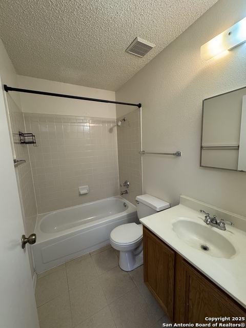 Image 14 of 17 For 8322 Pine Meadow