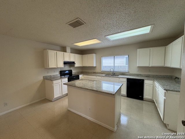 Image 8 of 17 For 8322 Pine Meadow