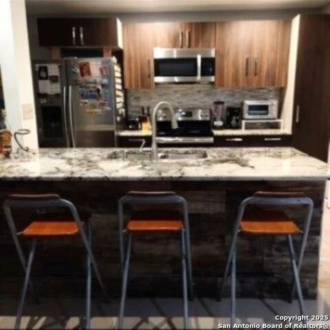 Image 2 of 26 For 6827 Maple Springs