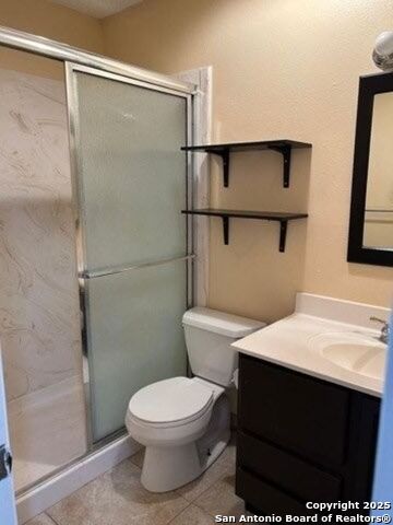 Image 8 of 26 For 6827 Maple Springs