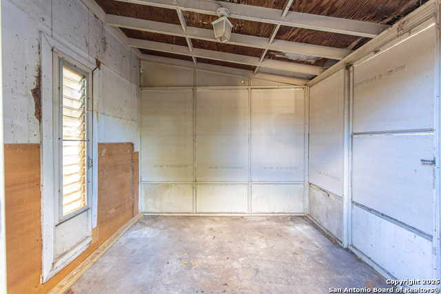 Image 28 of 29 For 403 Ranmar  