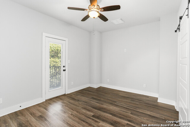 Image 12 of 17 For 419 Cactus 102