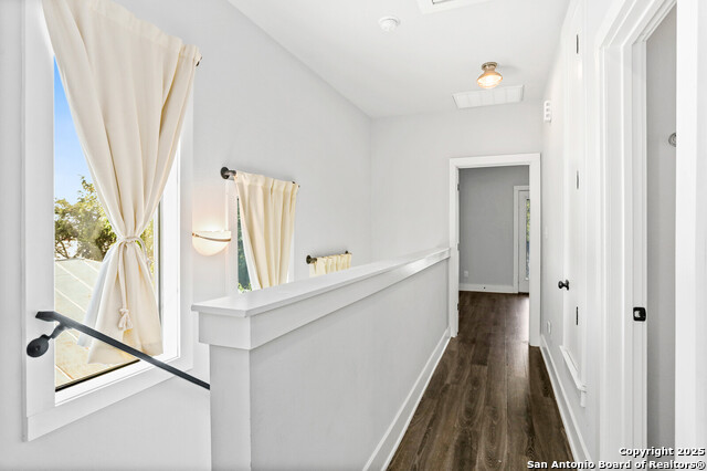 Image 8 of 17 For 419 Cactus 102