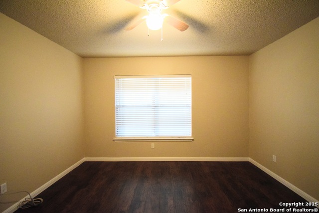 Image 15 of 16 For 9127 Via Mirada