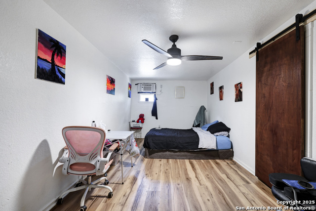 Image 20 of 30 For 501 Westwood