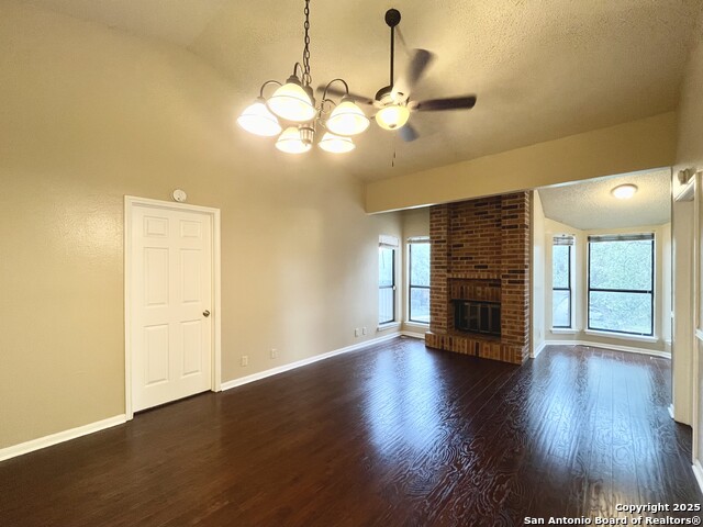 Image 14 of 36 For 4839 Brandeis St  121