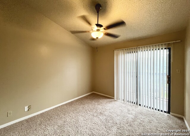 Image 18 of 36 For 4839 Brandeis St  121