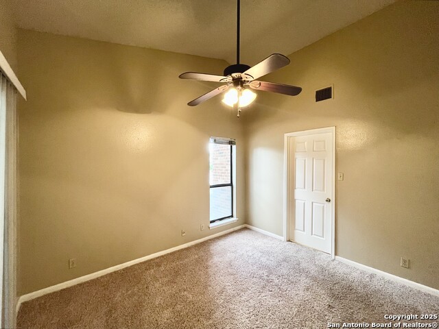 Image 24 of 36 For 4839 Brandeis St  121
