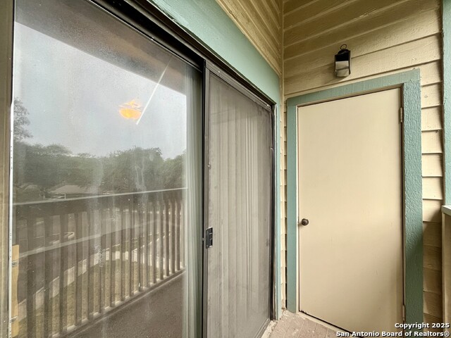 Image 30 of 36 For 4839 Brandeis St  121