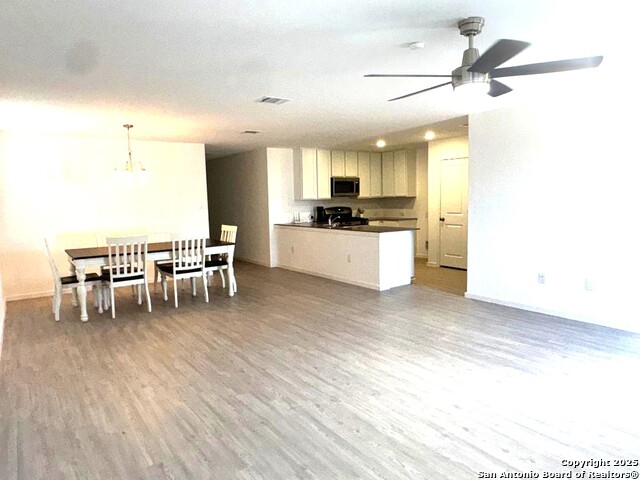 Image 10 of 19 For 341 Crape Place