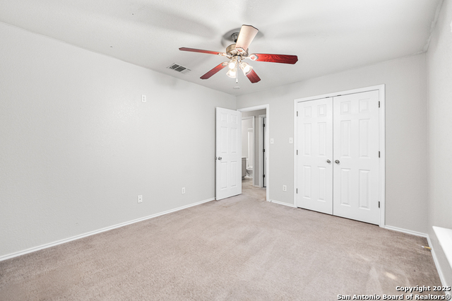 Listing photo id 31 for 8815 Mission Mdw
