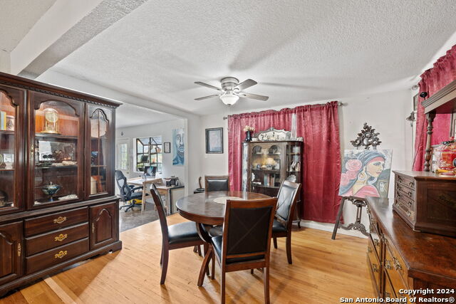 Image 12 of 27 For 310 Radiance Dr