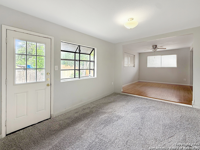 Image 14 of 27 For 310 Radiance Dr