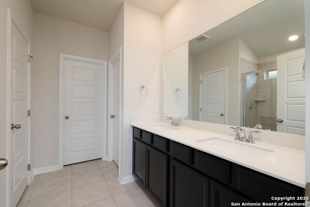 Image 14 of 28 For 262 Shelton  