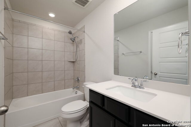 Image 21 of 28 For 262 Shelton  