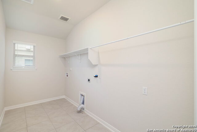 Image 23 of 28 For 262 Shelton  