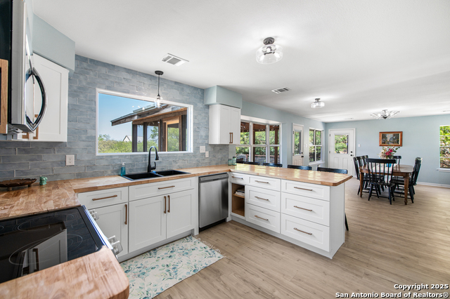 Image 10 of 50 For 1718 County Road 4511