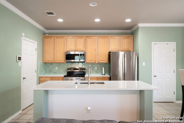 Listing photo id 8 for 13137 Brook Arbor