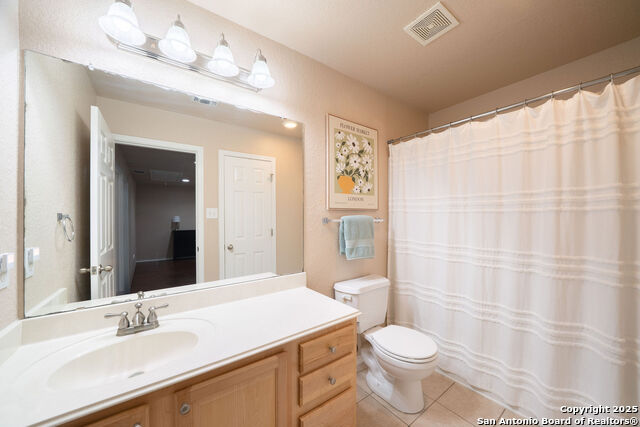 Listing photo id 15 for 13137 Brook Arbor