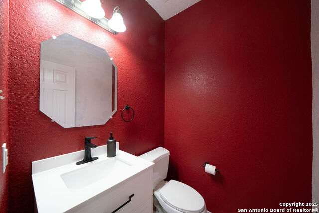 Listing photo id 17 for 13137 Brook Arbor