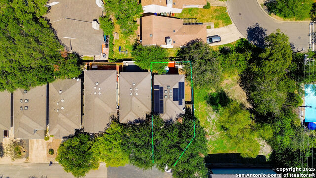 Listing photo id 23 for 13137 Brook Arbor