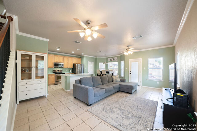 Listing photo id 2 for 13137 Brook Arbor