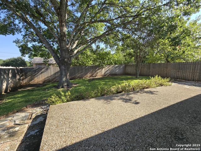 Image 15 of 19 For 1651 Lantana Circle