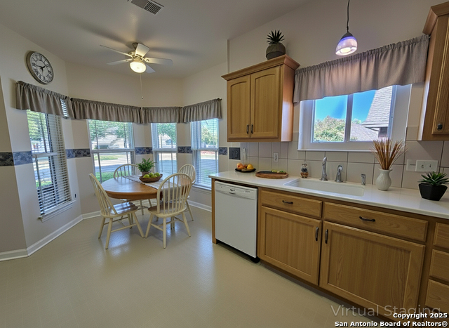 Image 3 of 19 For 1651 Lantana Circle