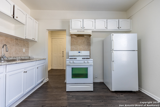 Image 15 of 29 For 1638 Mayfield