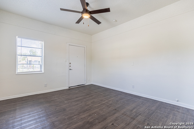 Image 8 of 29 For 1638 Mayfield