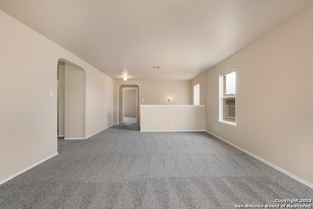 Image 17 of 36 For 12918 Thomas Sumter St