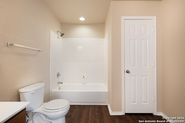 Image 22 of 36 For 12918 Thomas Sumter St
