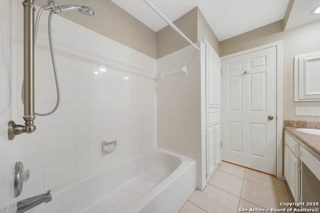 Image 20 of 27 For 201 Ellwood St  111