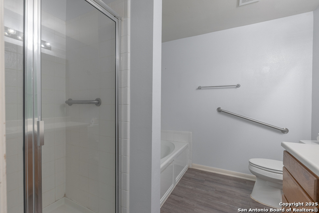 Image 17 of 30 For 9003 Saint Julien Ct