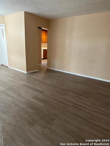 Image 12 of 15 For 6550 Fairdale Dr