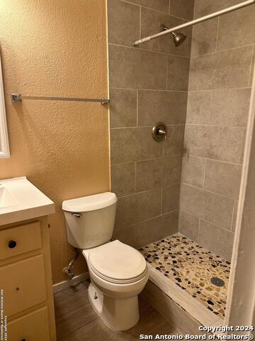 Image 3 of 15 For 6550 Fairdale Dr