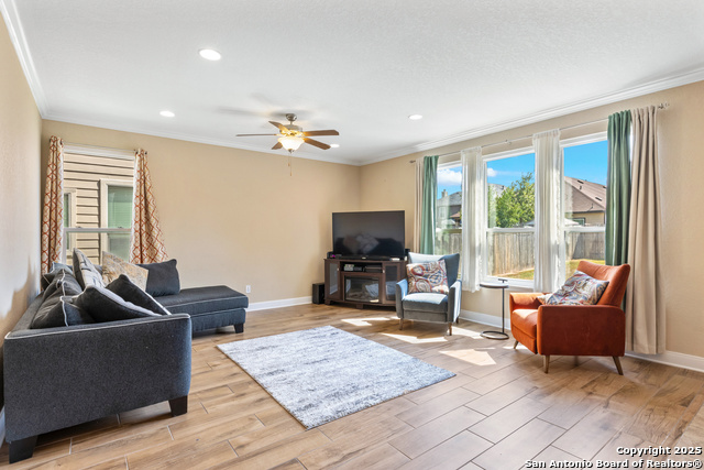 Image 11 of 50 For 13050 Geyser Peak